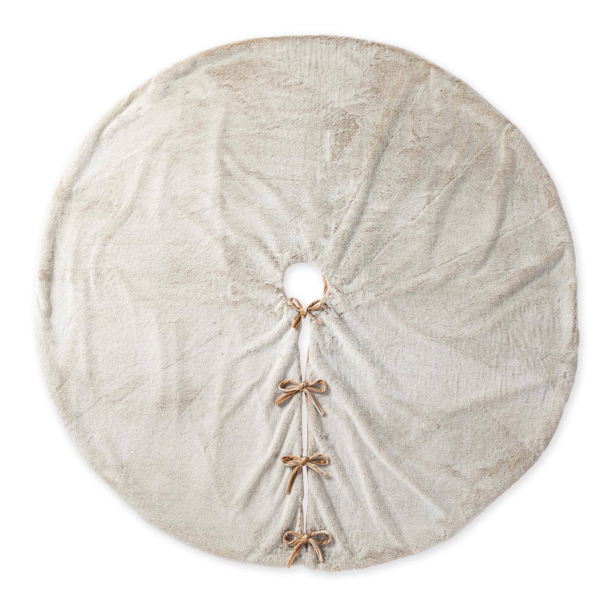 Glitzhome® 60" Milk Coffee Reversible Faux Rabbit Fur/Korean Fleece Christmas Tree Skirt